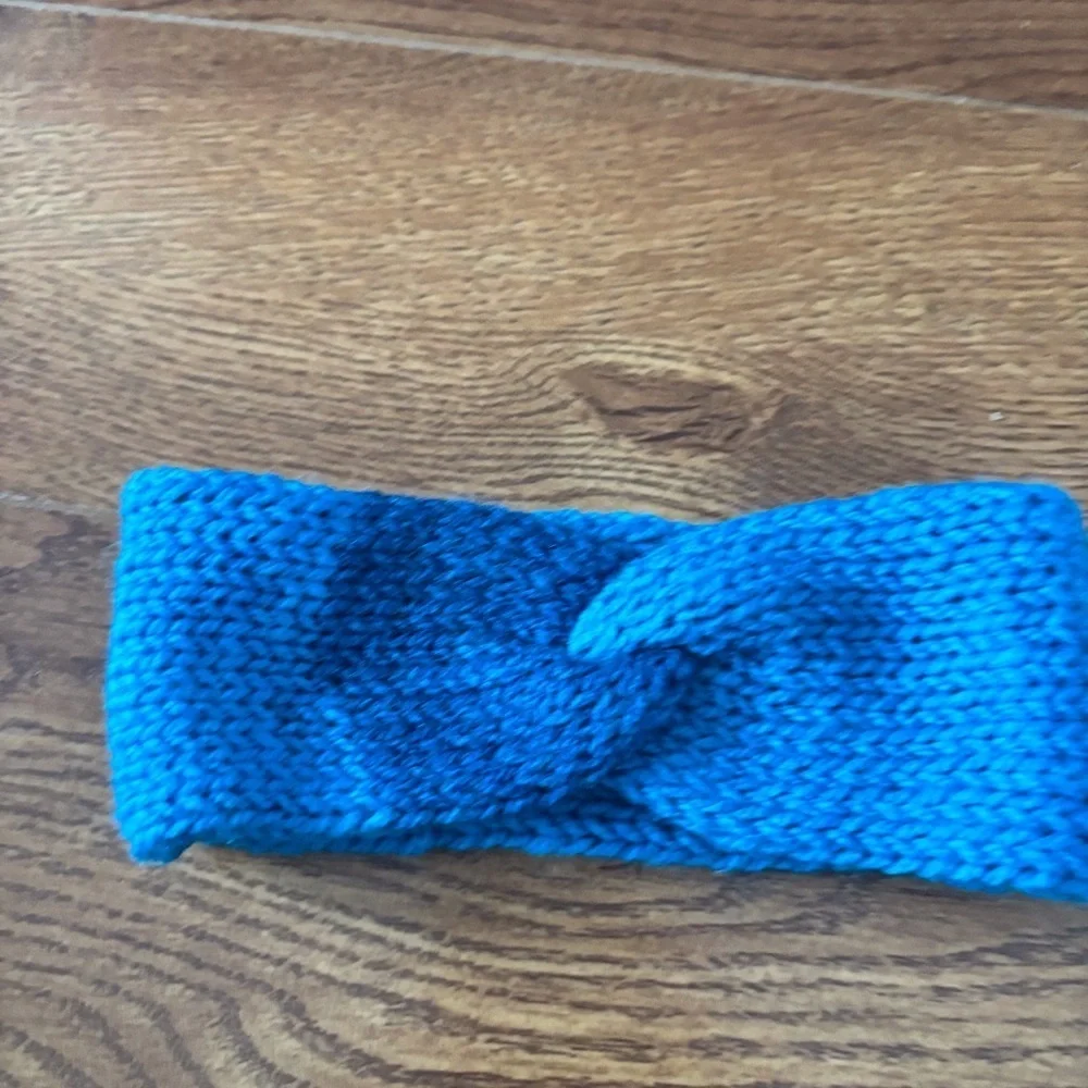 Studio 120 handmade yellow Knitted twisted Headband